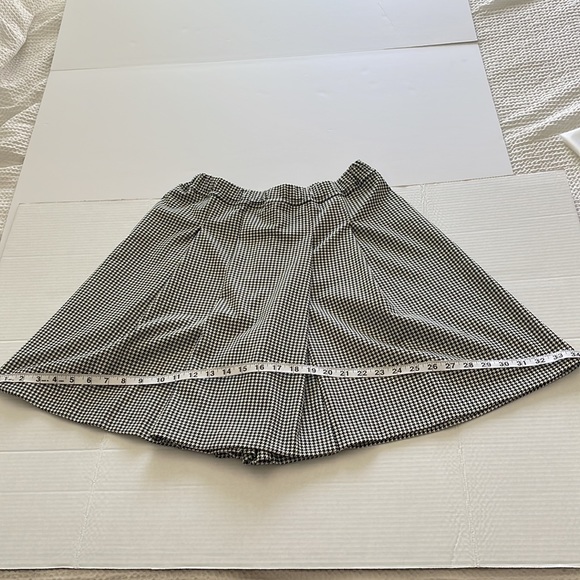 Raycavic houndstooth Japanese shorts with skirt overlay- large- item 1816 - Picture 6 of 10